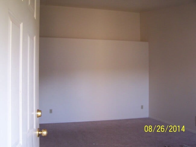 Photo - 740 Benjamin Ave