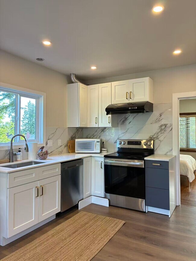 7430 Angus Dr Unit 2
