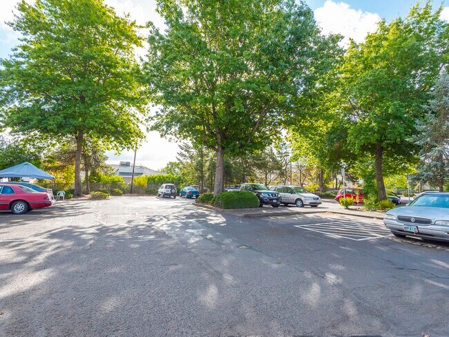 Photo - Glenwood Manor