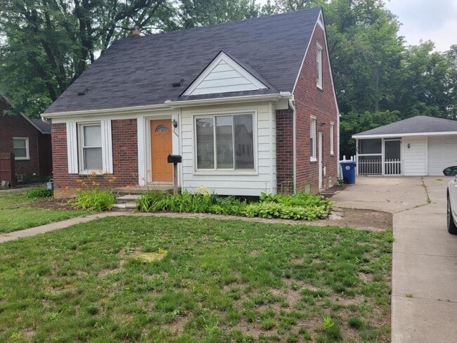 Photo - 13568 Norborne Ave