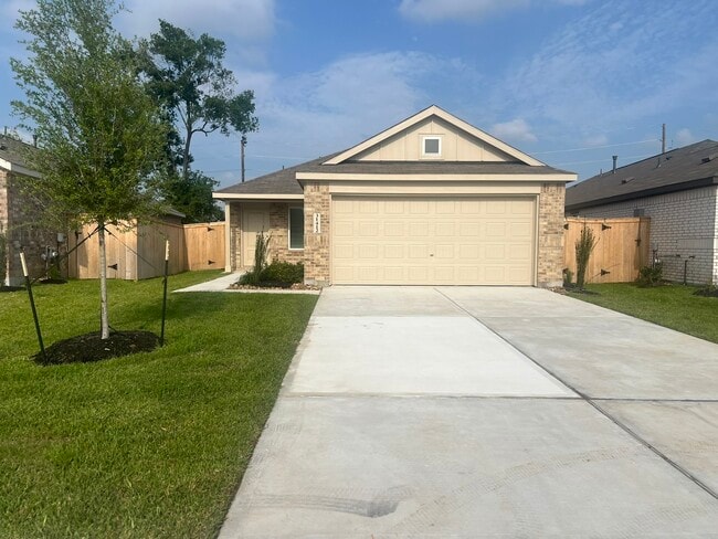 Building Photo - 31412 Pratola Serra Cir
