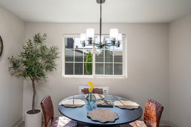 Photo - 1430 3rd Ave E Apartamento Unidad 2