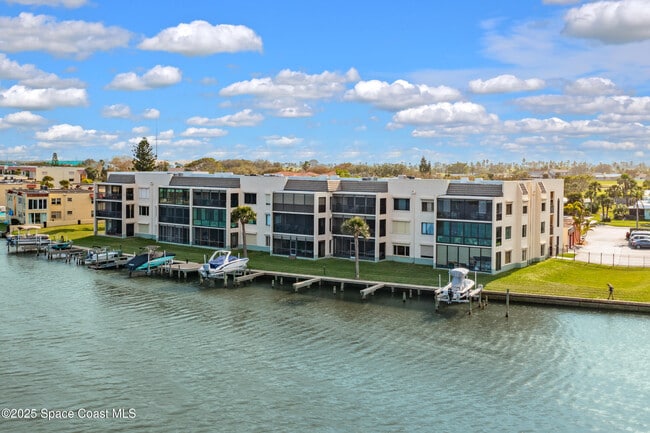 Photo - 1825 Minutemen Causeway Unit 105