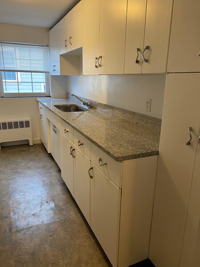 Photo - 8 Menotomy Rd Apartments Unit 4
