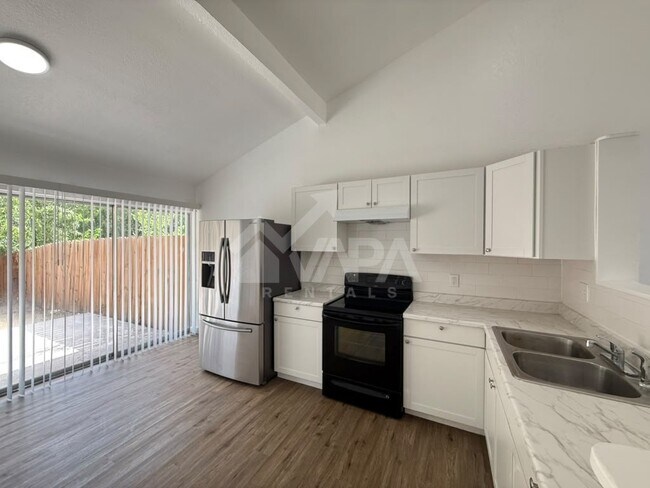 Photo - 7239 Glen Hill Dr