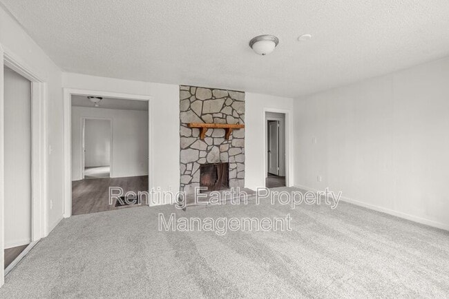 Photo - 1893 Princeton Ct SW