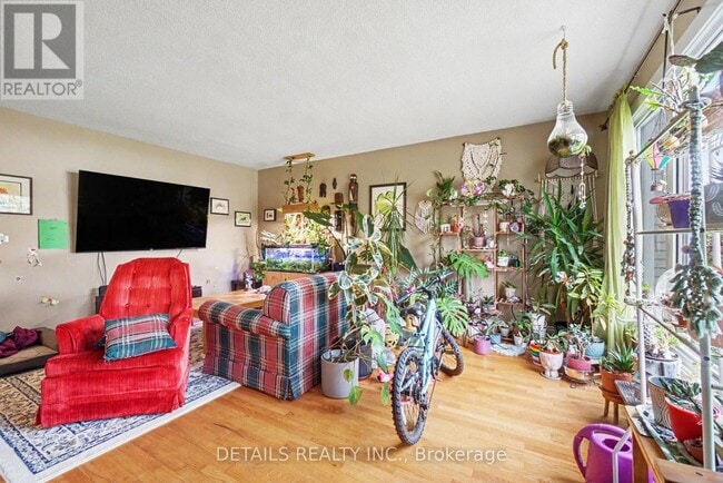 Photo - 816 Willow Ave