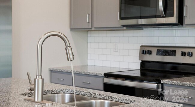 Photo - 1018 Catalyst Blvd