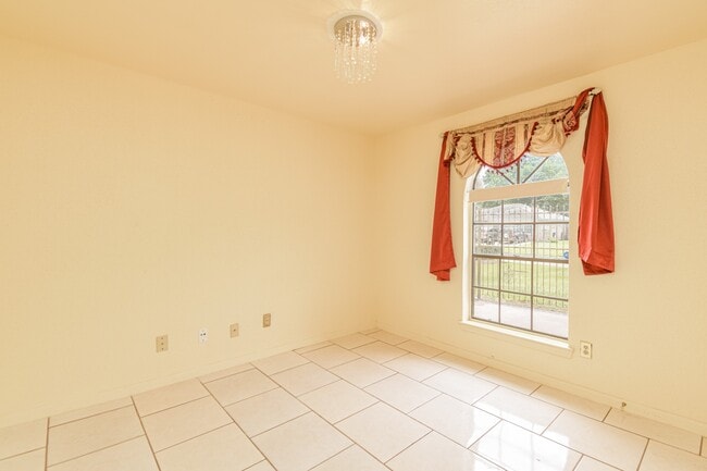 Photo - 3803 Lochmire Ln