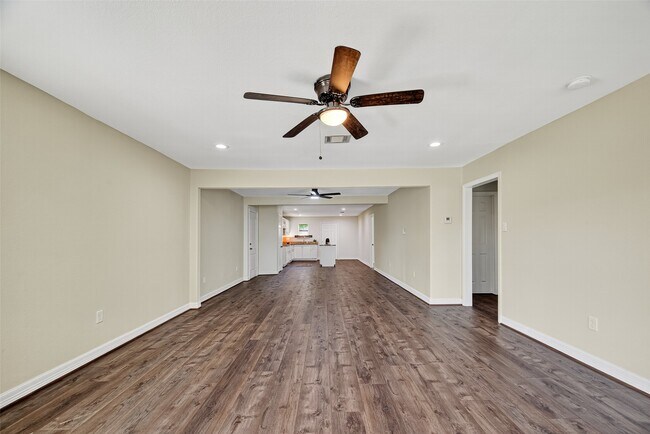 Photo - 2217 10th St