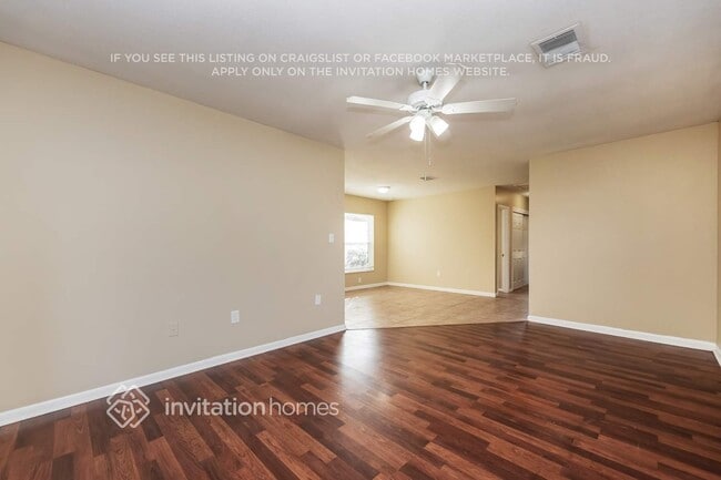 Photo - 220 Mary Ellen Ave