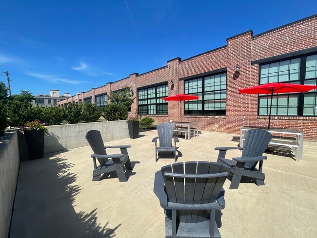 Photo - Jacksonville Green