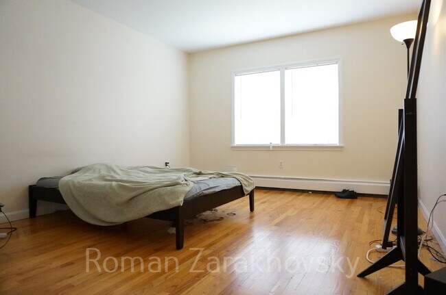 Photo - 50 Kent St Unit 2A