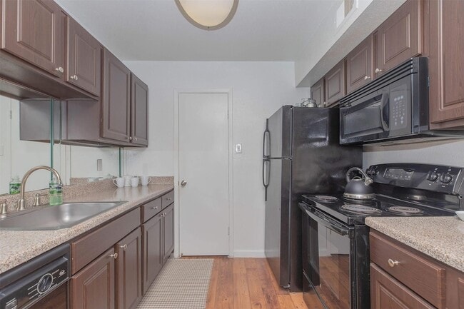 Photo - 21717 Inverness Forest Blvd Unidad 1702