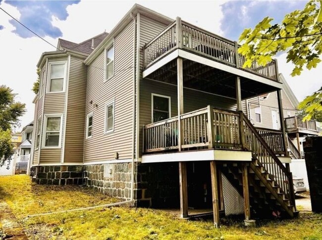 Building Photo - 41 Gleason St Unit 2nd