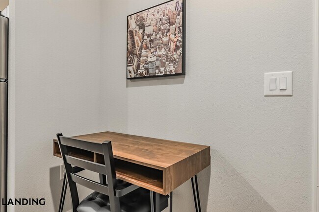 Photo - 1650 Harris Hill Rd Unidad 07-7307