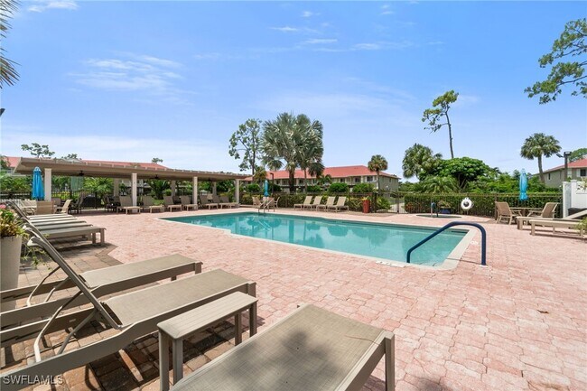 Building Photo - 4572 Andover Way Unit C105