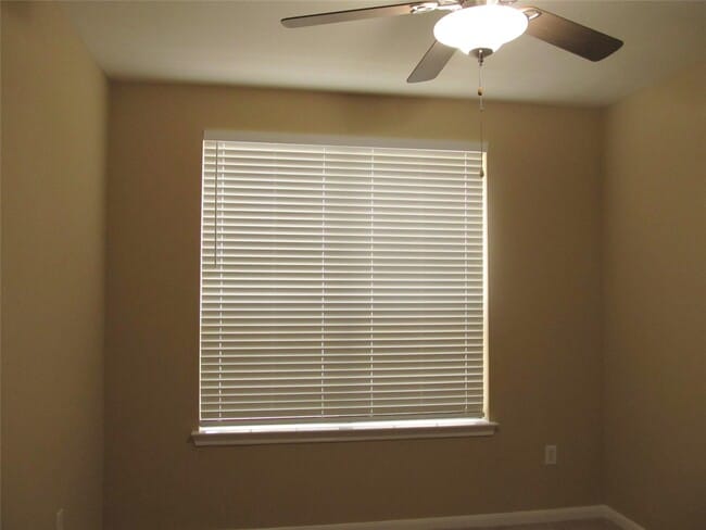 Building Photo - 7575 Kirby Dr Unit True