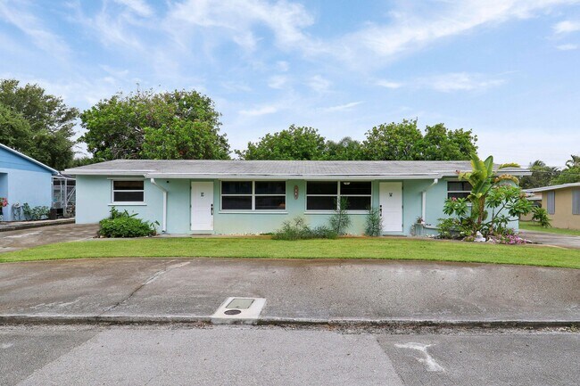 Photo - 1884 Juno Rd