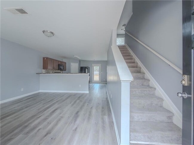 Photo - 340 Arthurs Ln