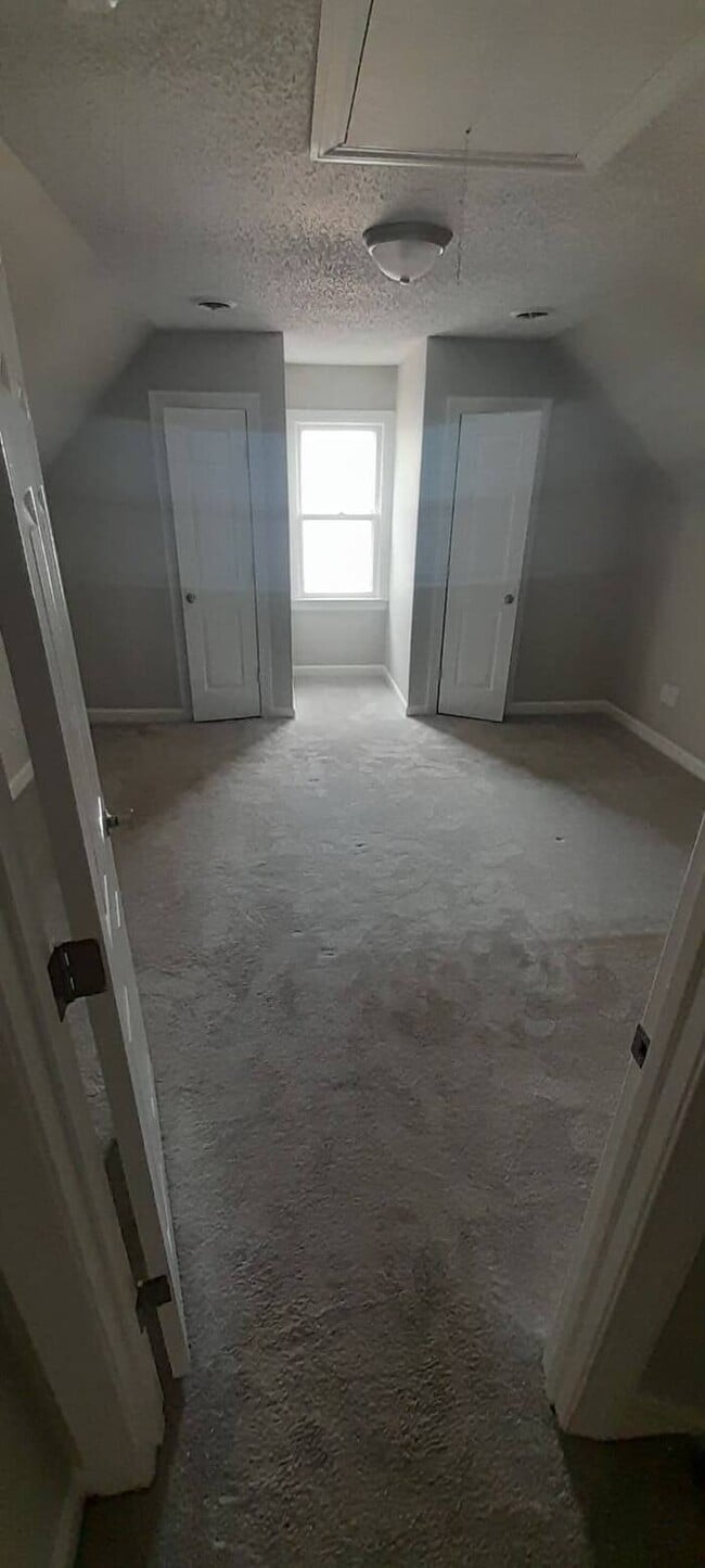 Photo - 4 Bedrooms 2.5 Bath