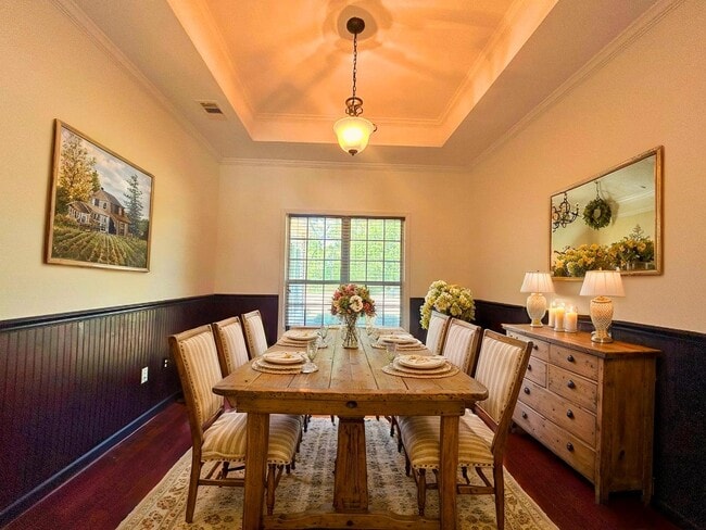 Photo - 1602 Hucknall Pl