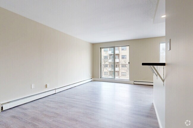 2BR, 1BA - 688SF - Living/Dining