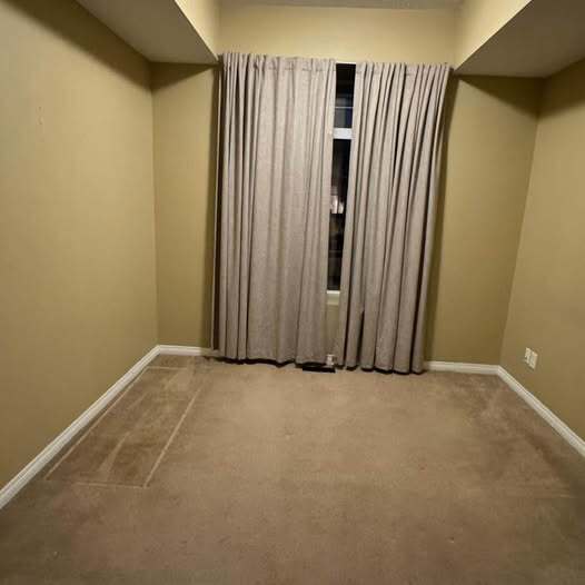 Photo - 118 Luxstone Rd SW