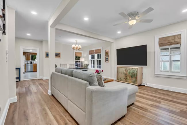 Photo - 560 Prospect Ave