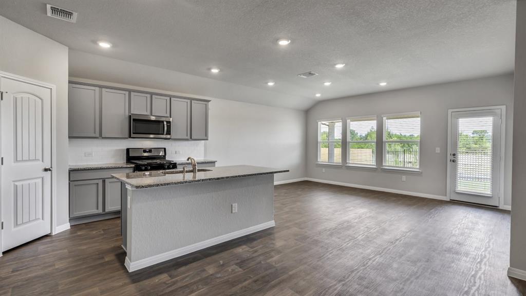 Photo - 13717 Andrew Abernathy Pass