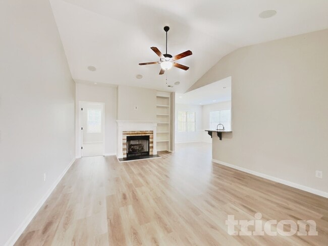 Photo - 15 Fairfax Dr