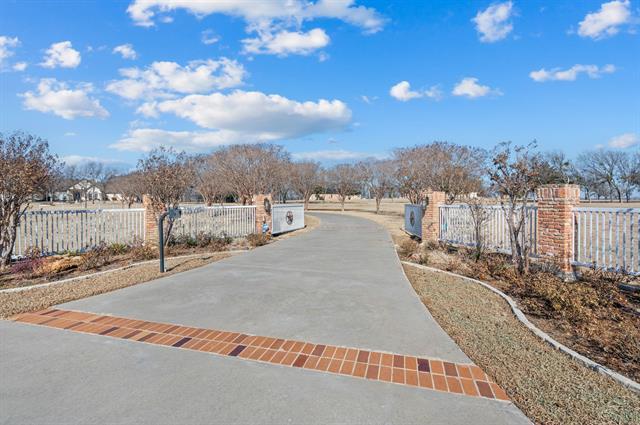 Photo - 208 Highpoint Cir
