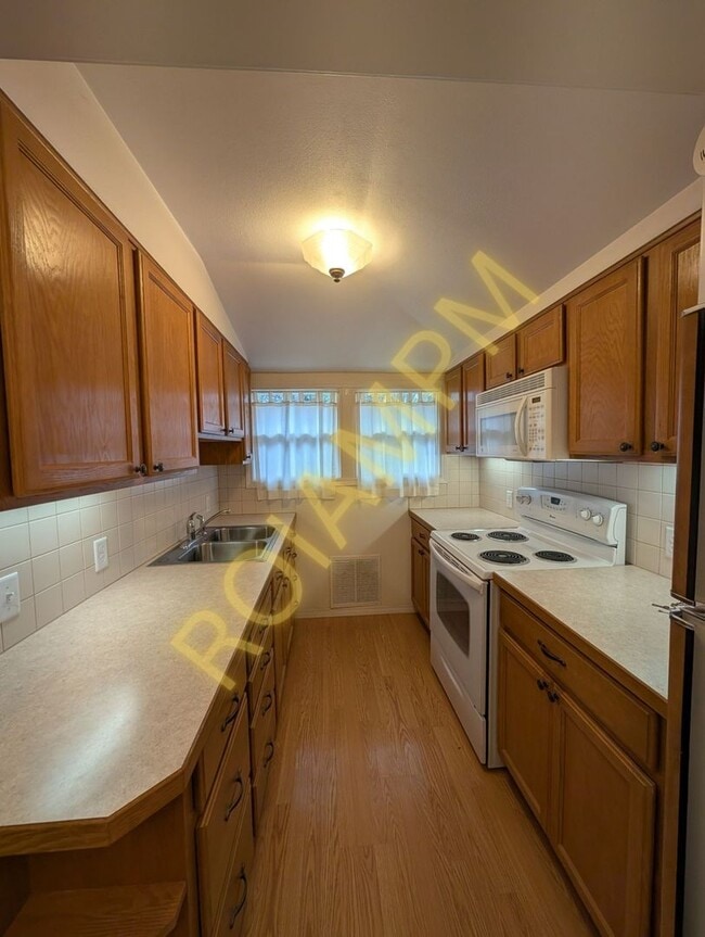 Photo - Charming Vintage 2 bed 1 bath home