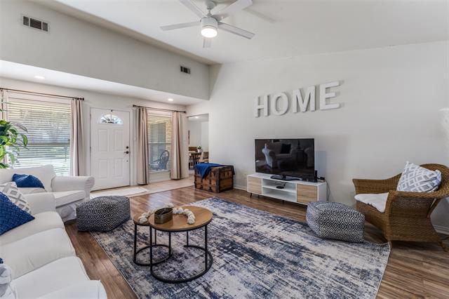 Photo - 505 Wildwood Ter