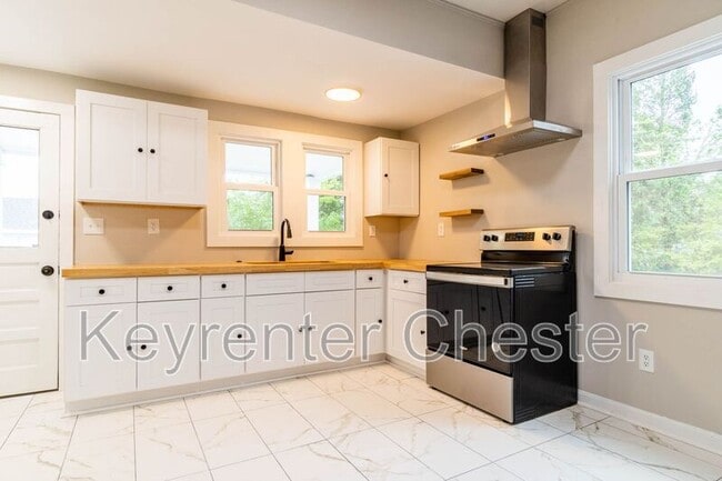 Photo - 3502 Oaklawn Blvd