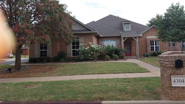 Photo - 4304 NW 164th Terrace