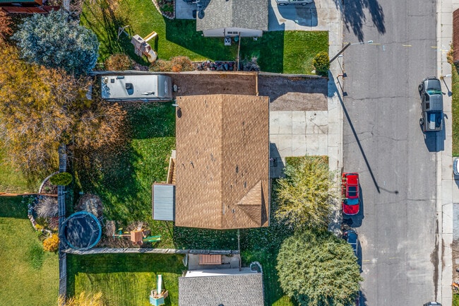 Photo - 4860 Freedom Ave