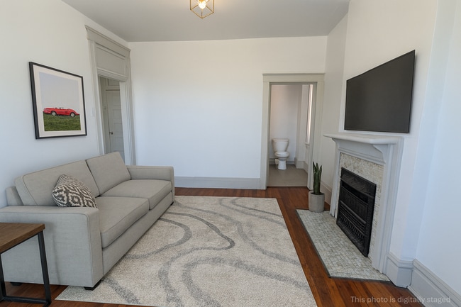 Building Photo - 3648 Shenandoah Ave Unit 4 Rental