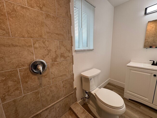 Photo - NewB SDS T 5405 Unit 2