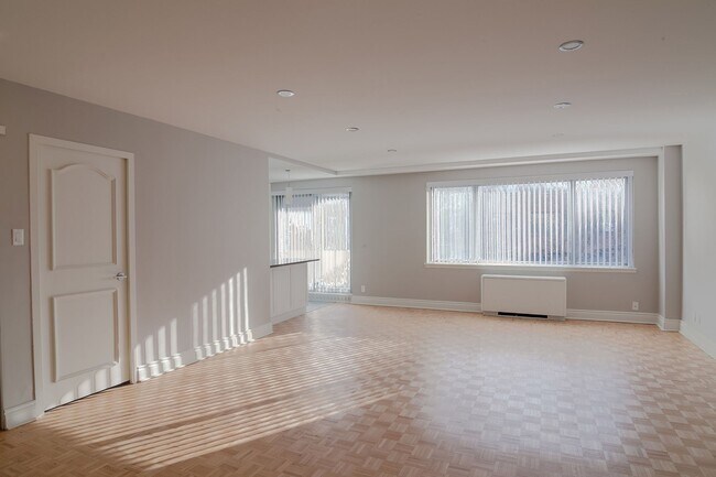 Photo - 4555 Av. Bonavista Unit 416