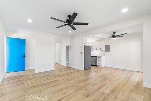 Photo - 523 W 12th St Unidad 2