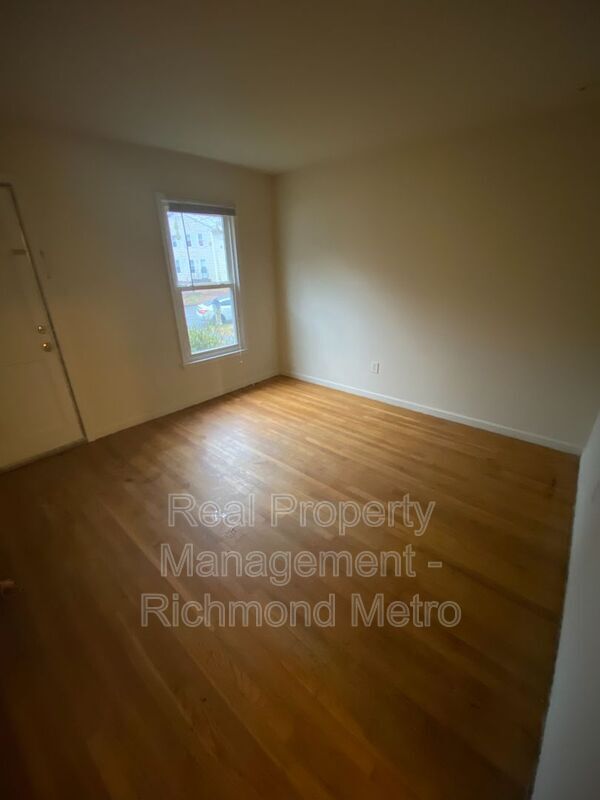 Photo - 5500 Stella Rd