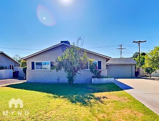 Photo - 3037 N 81st St House