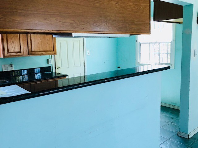 Photo - 1298 W 37th St