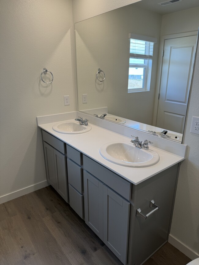 Photo - 8426 Redwood Dawn Dr