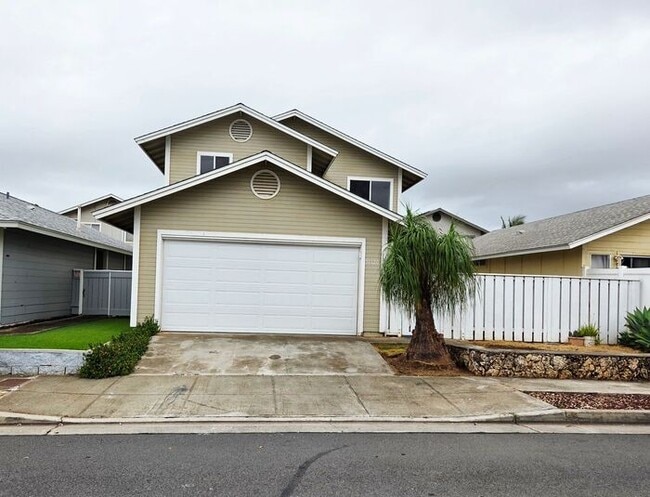 Building Photo - Ewa Beach - Soda Creek: 3bd, 2.5 bath, 2 car garage