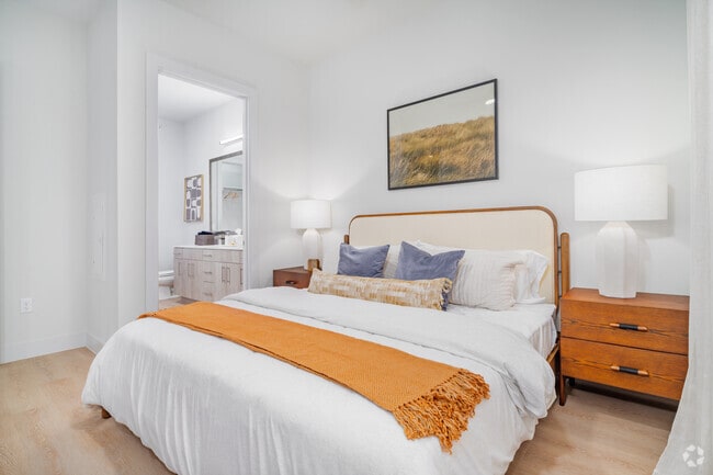2BR, 2BA - 1106SF - Bedroom 2