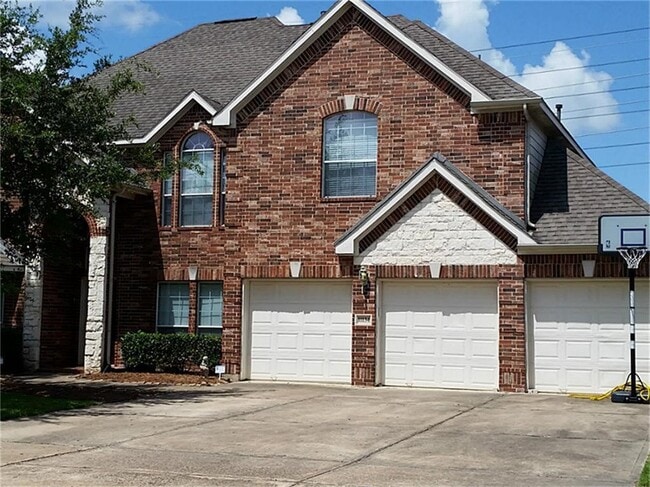 Building Photo - 11134 Sheldon Bend Dr