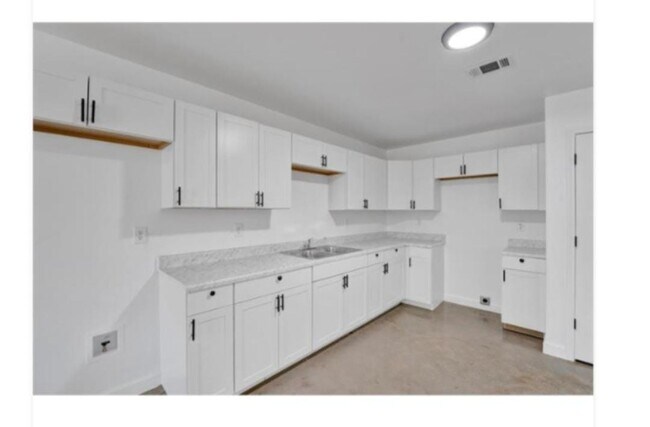 Photo - 2855 Choctaw Ave