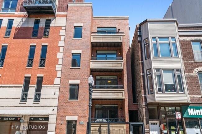 Building Photo - 1437 N Sedgwick St Rental